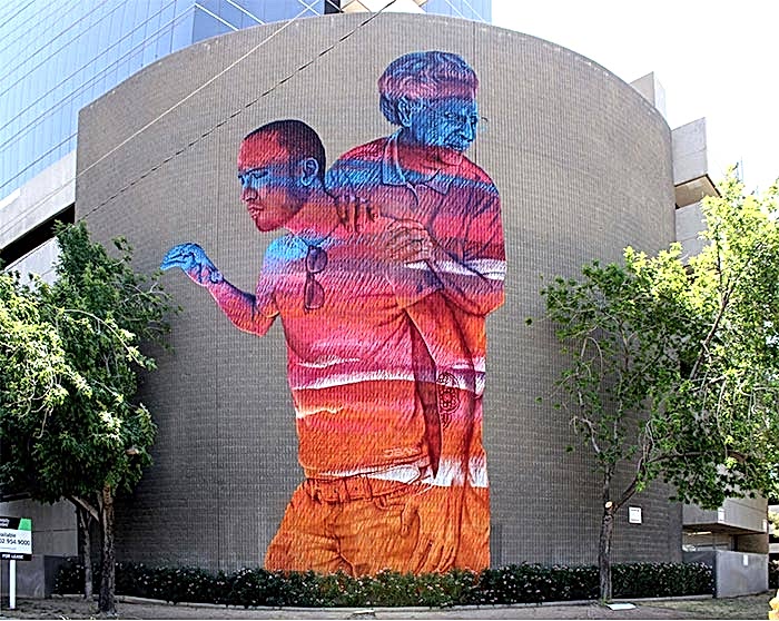 Kendine has tekniği olan James Bullough'tan 30 duvar resmi