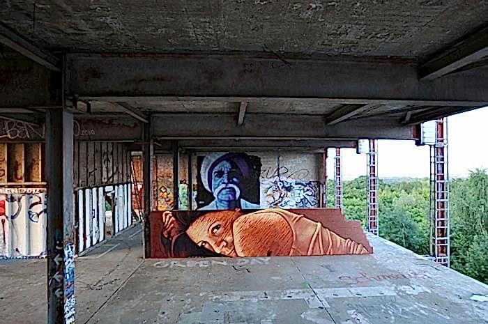 Kendine has tekniği olan James Bullough'tan 30 duvar resmi